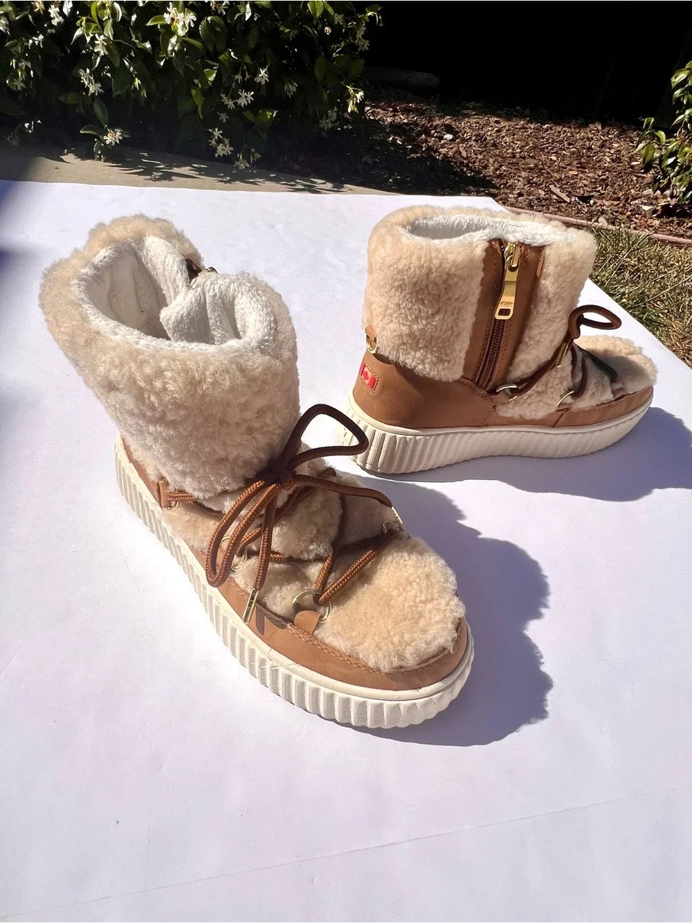 Pajar CANADA Ceria Sneaker Boot - Sherling Lined Bootie - in Cream & Tan Fur